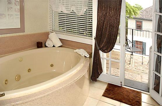 King Room with Balcony
